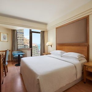 Deluxe Guest room 1 Queen City view High floor Balcony